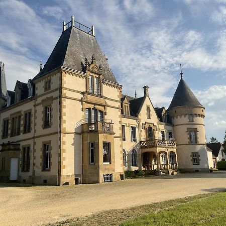 Chateau Tout Y Fault Loriges Exteriör bild