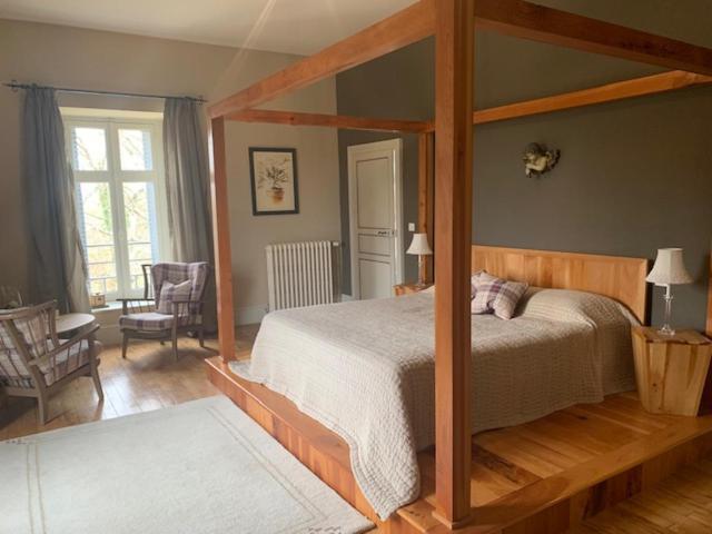 Chateau Tout Y Fault Loriges Rum bild